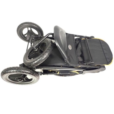 innopet-adventure-hundebuggy-geklappt-schwarz-gold