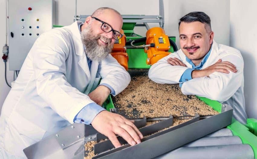 Insect Protein Factory - From the left Konrad Włodarczyk and Bartłomiej Roszkowski. Foto:Hagen PL