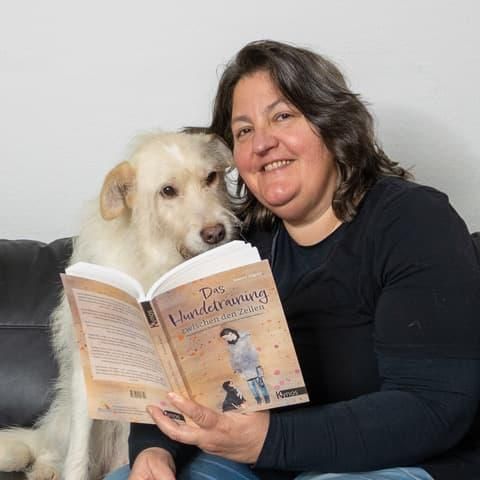 Susanne Allgeier fordert Hundebesitzer auf, die Welt mit den Augen ihres Hundes zu sehen. Bild: Susanne Allgeier